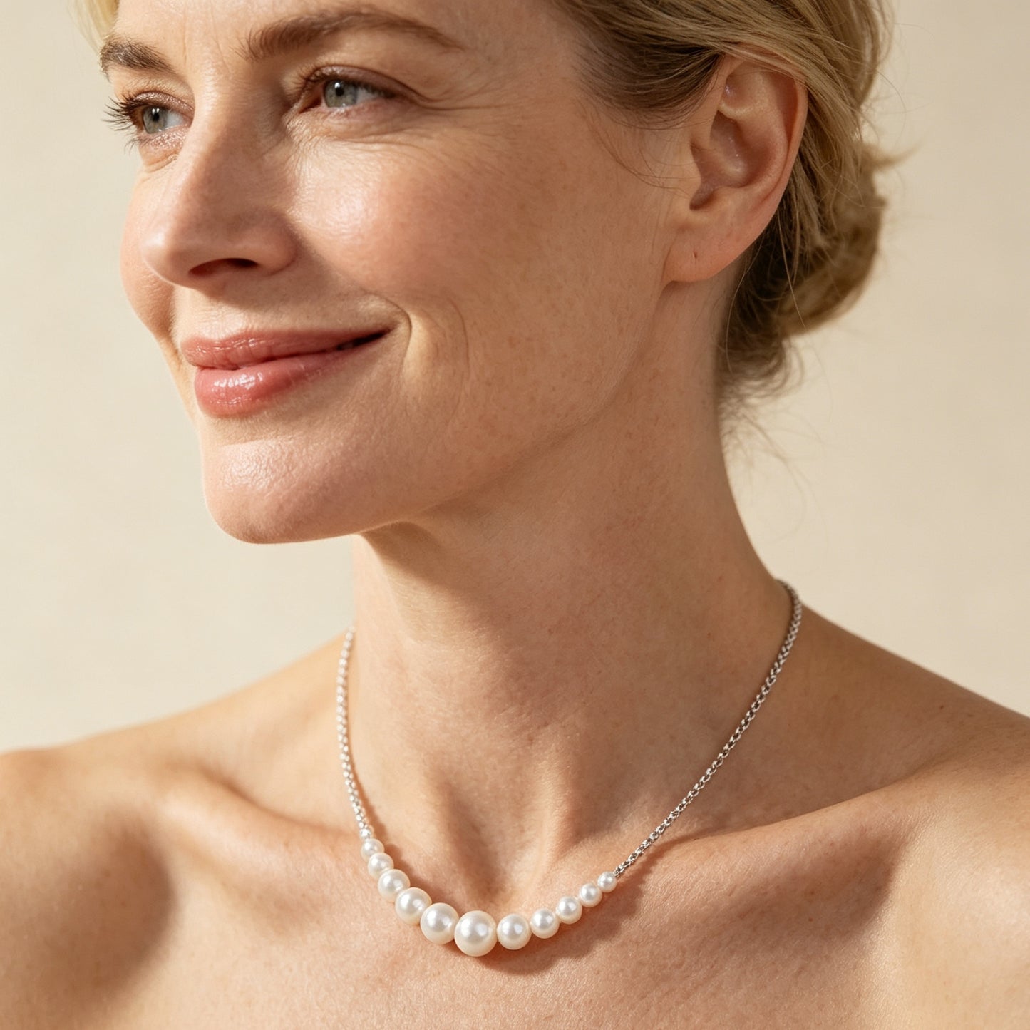 Silver Smile Pearl Necklace