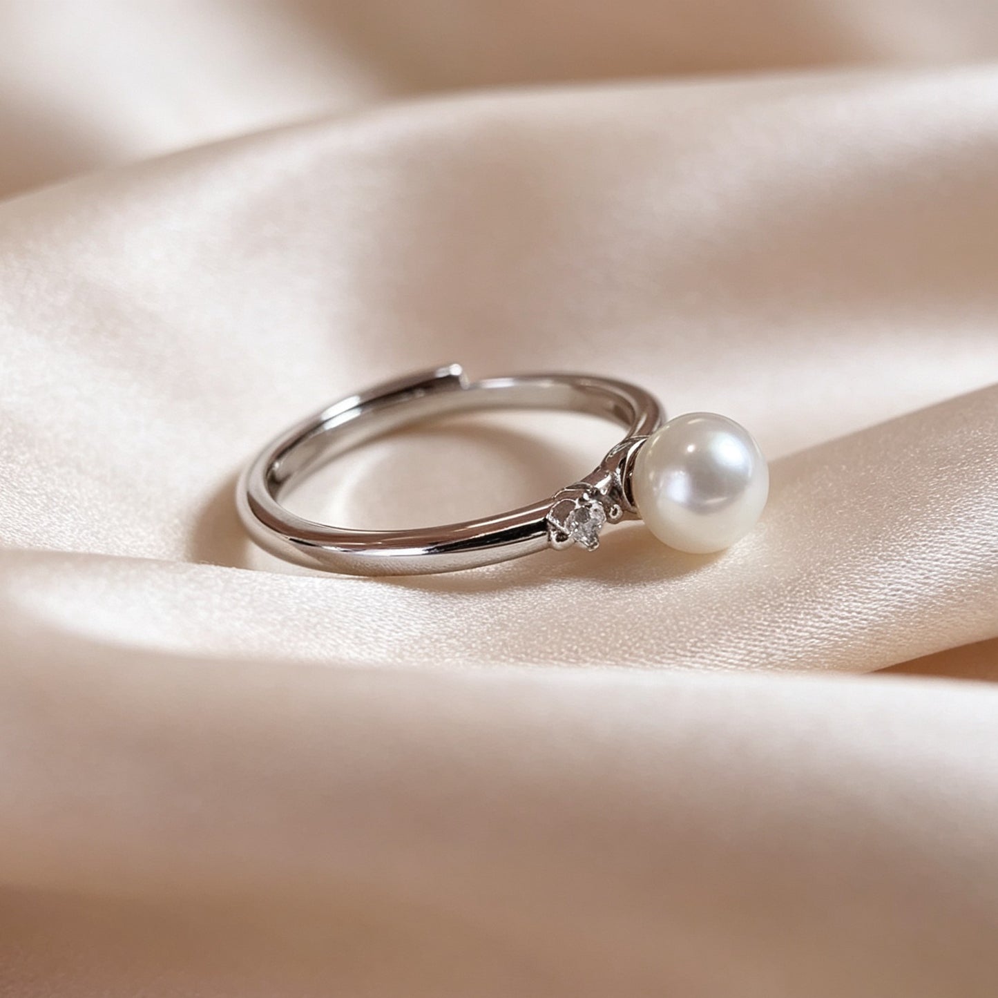 Adjustable Pearl Ring
