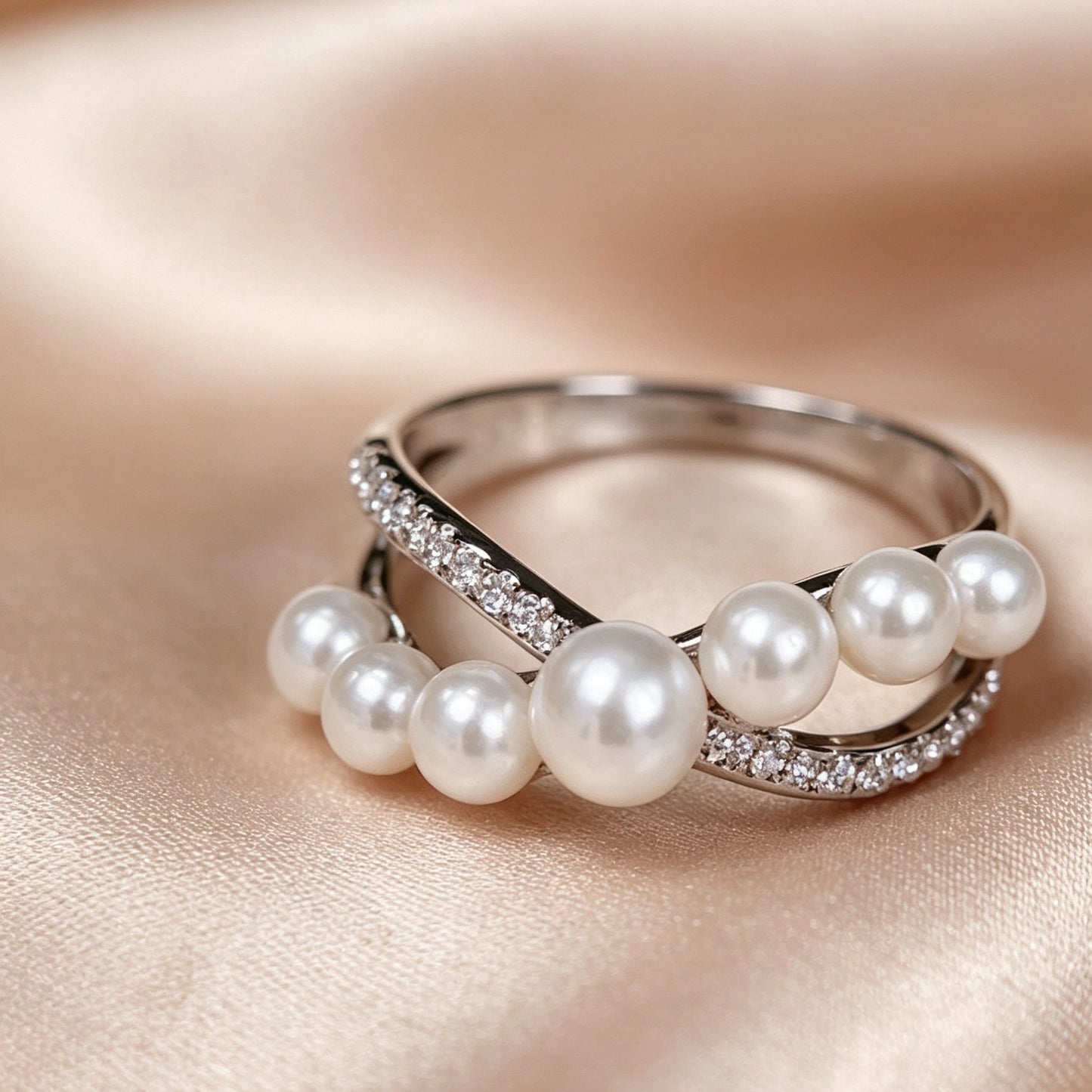 Cross Graduated Pearl Ring